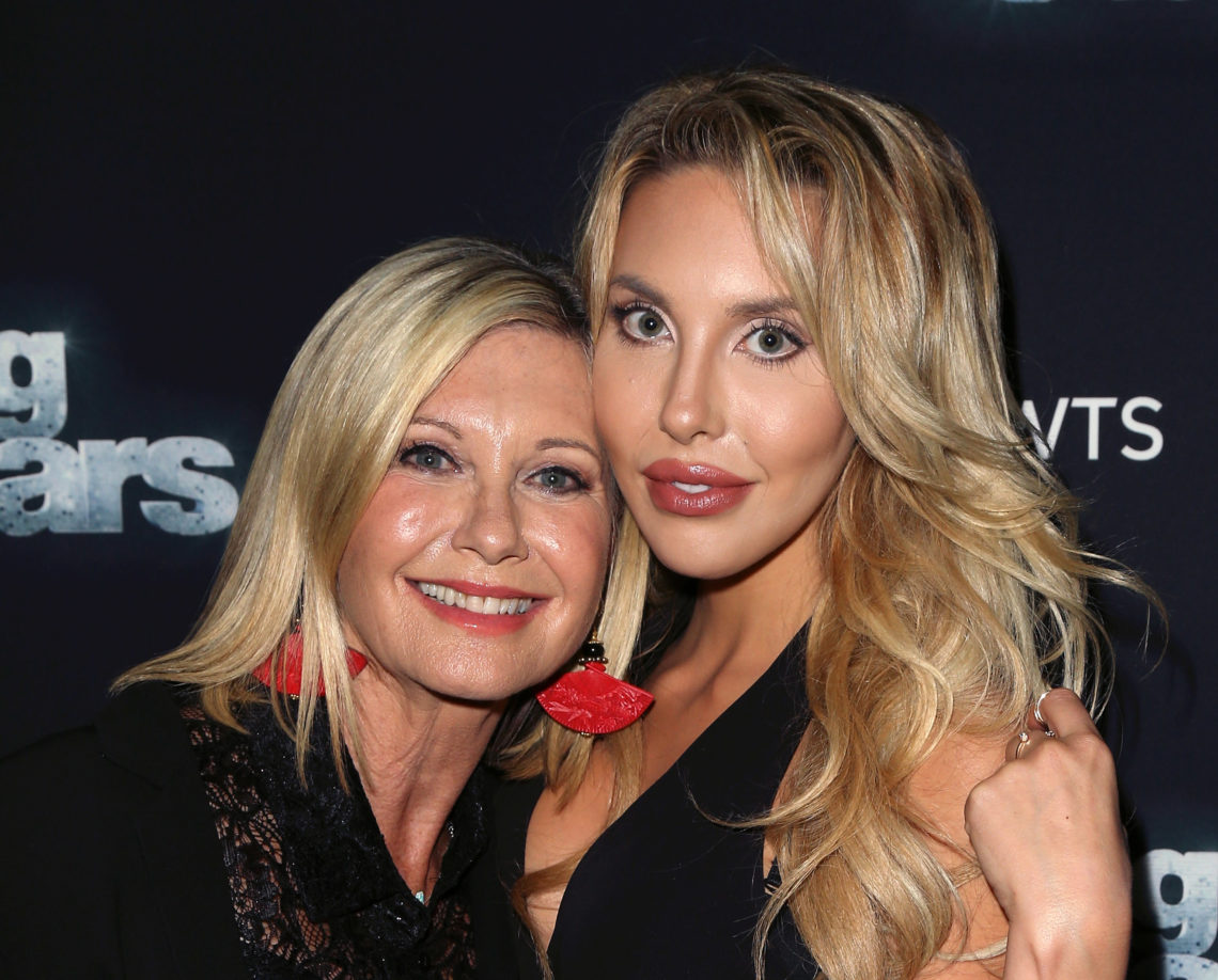 Home Invasion Turns Deadly: Country Singer'S Mom'S Tragic End - udduqv8