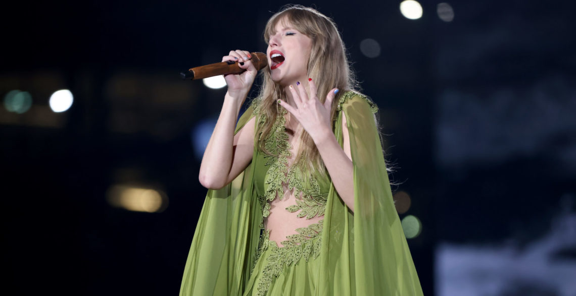Taylor Swift chokes back tears over her 'toughest' song in unearthed